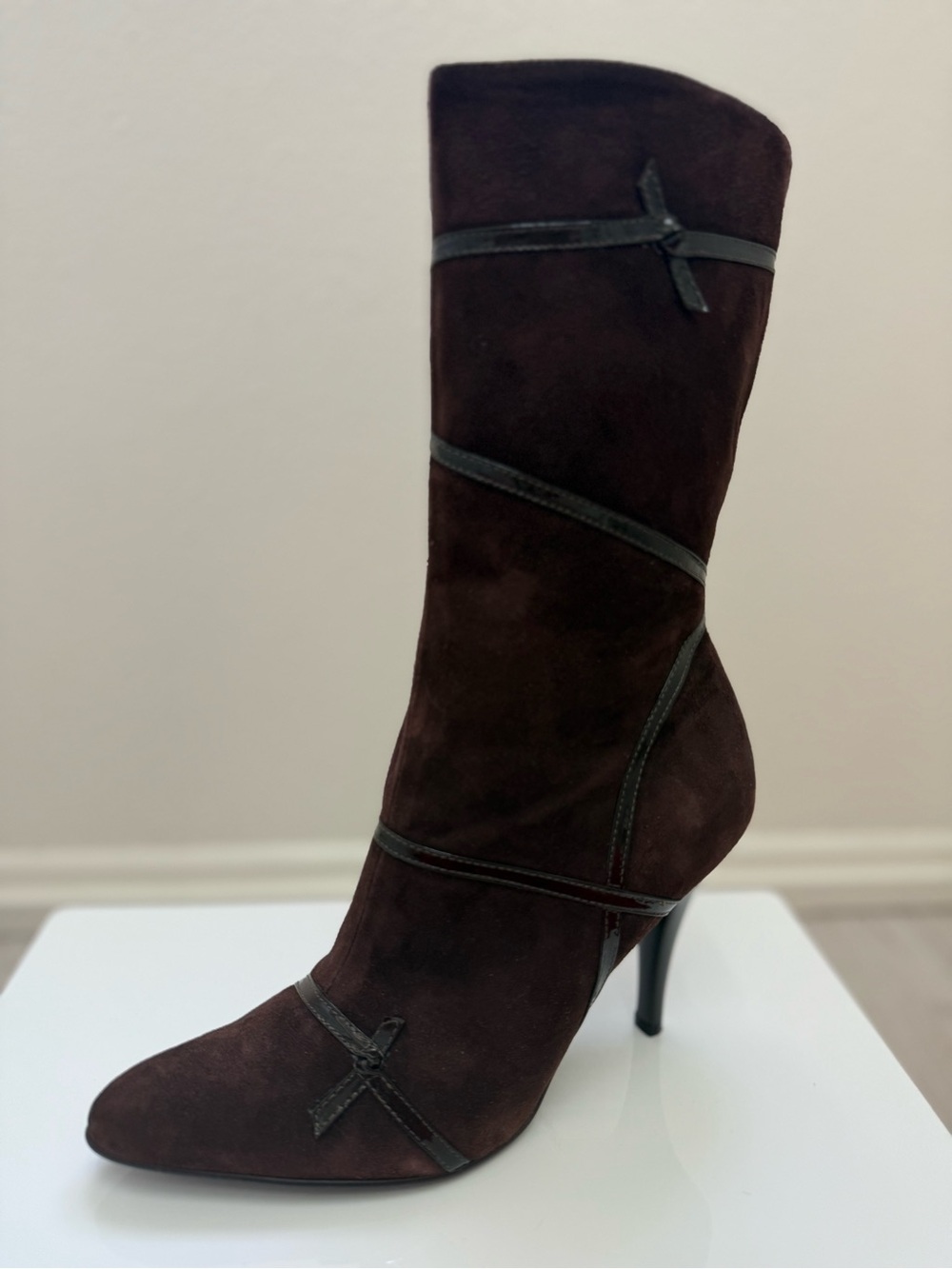 LIKE NEW! BCBG Brown Suede Leather Mid Calf Heel Boot Sz 7